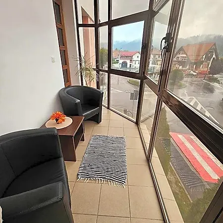Zarnesti Centre Vmp Free Parking Отель