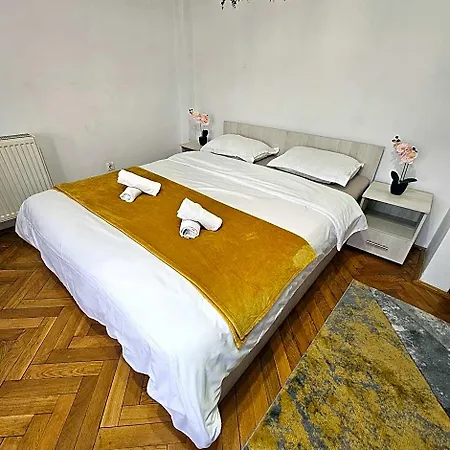 Zarnesti Centre Vmp Free Parking Отель 3*
